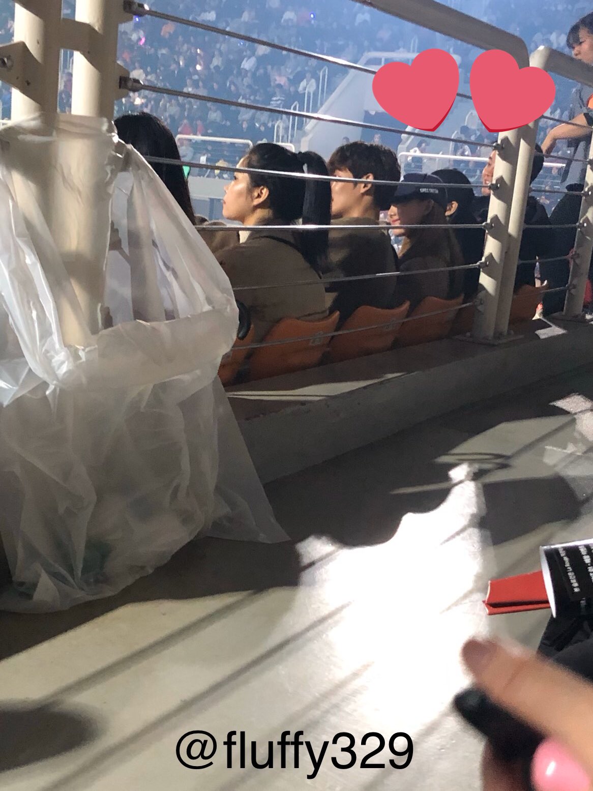 헐 레벨콘 모모랑 나연이 갔대 사진이랑 영상뜸! | 인스티즈