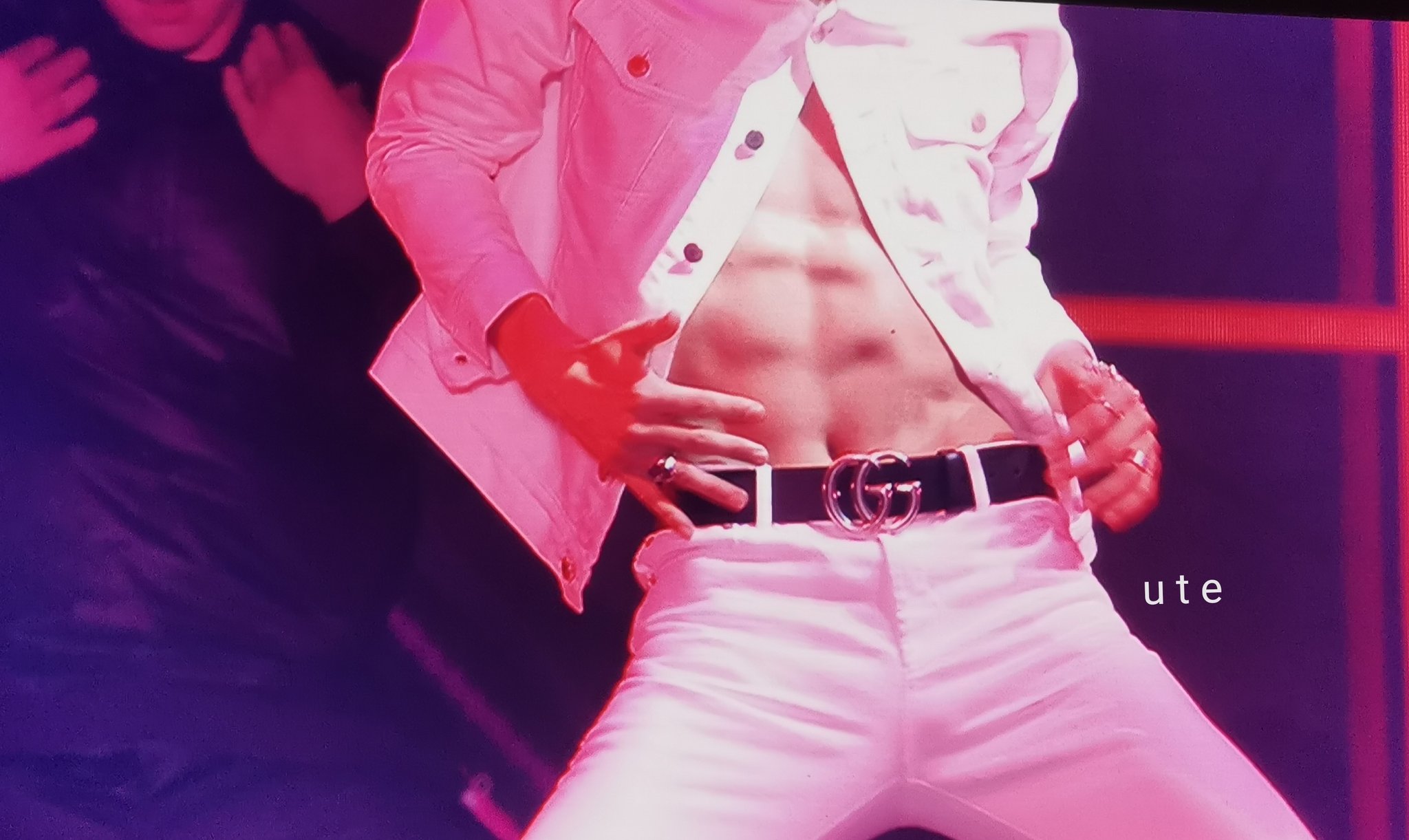 와 복근 계속 유지하는것 대다나다 | 인스티즈