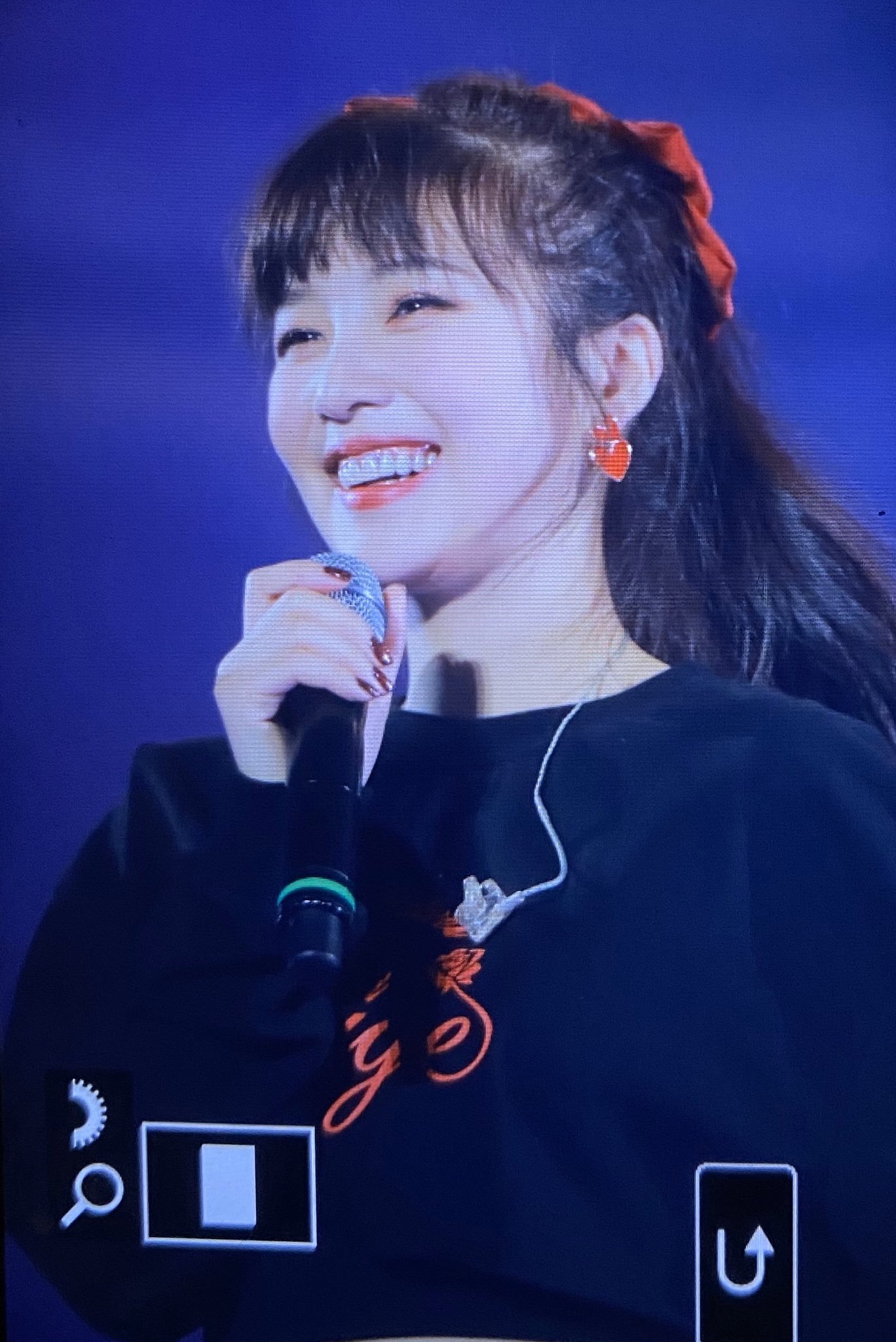 나는 개인적으로 조이 앞머리 없는게 더 예쁘다고 생각하는데 | 인스티즈