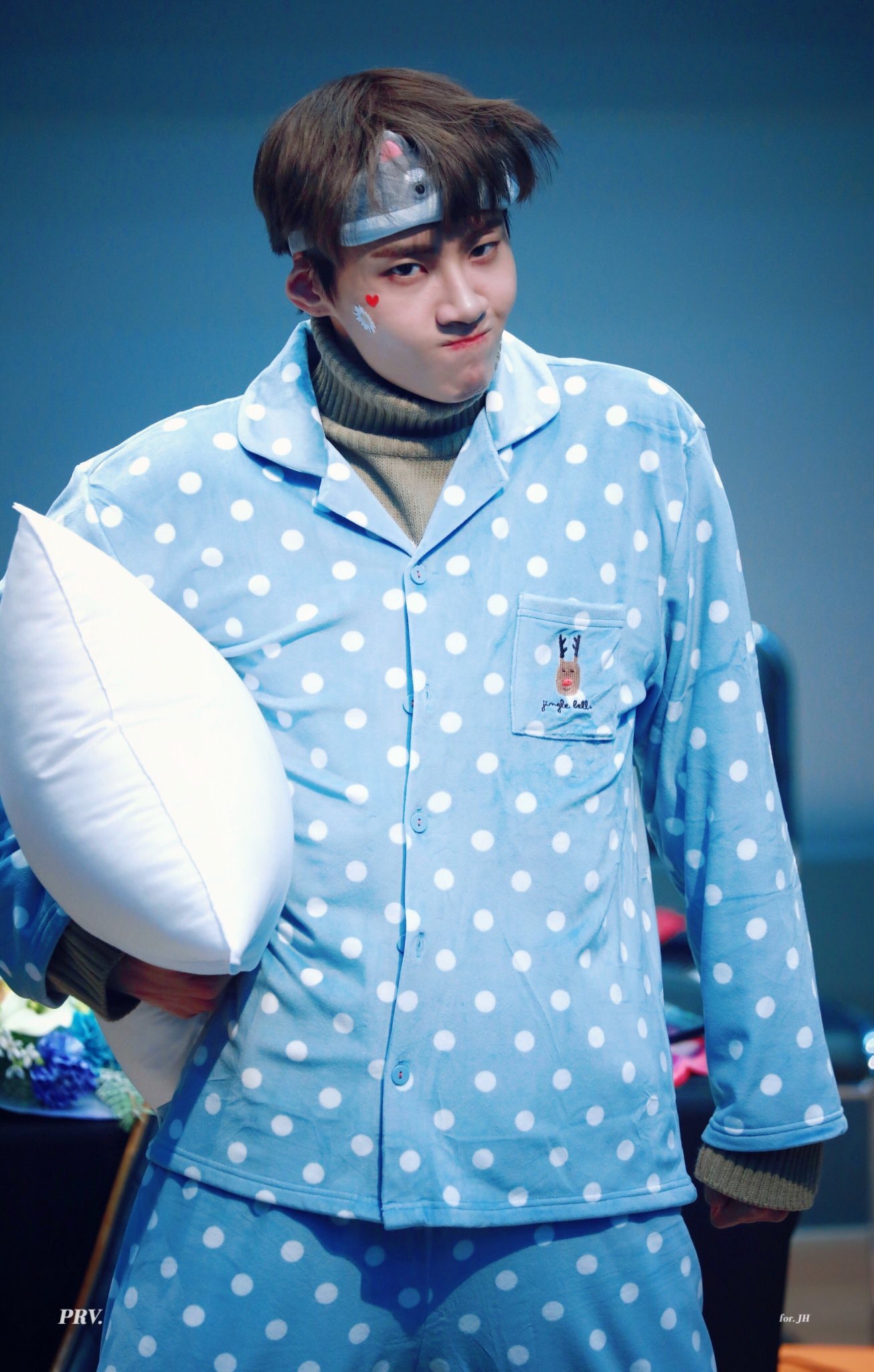 야 이진혁 놀랐자나!!!!!!!!!!! | 인스티즈