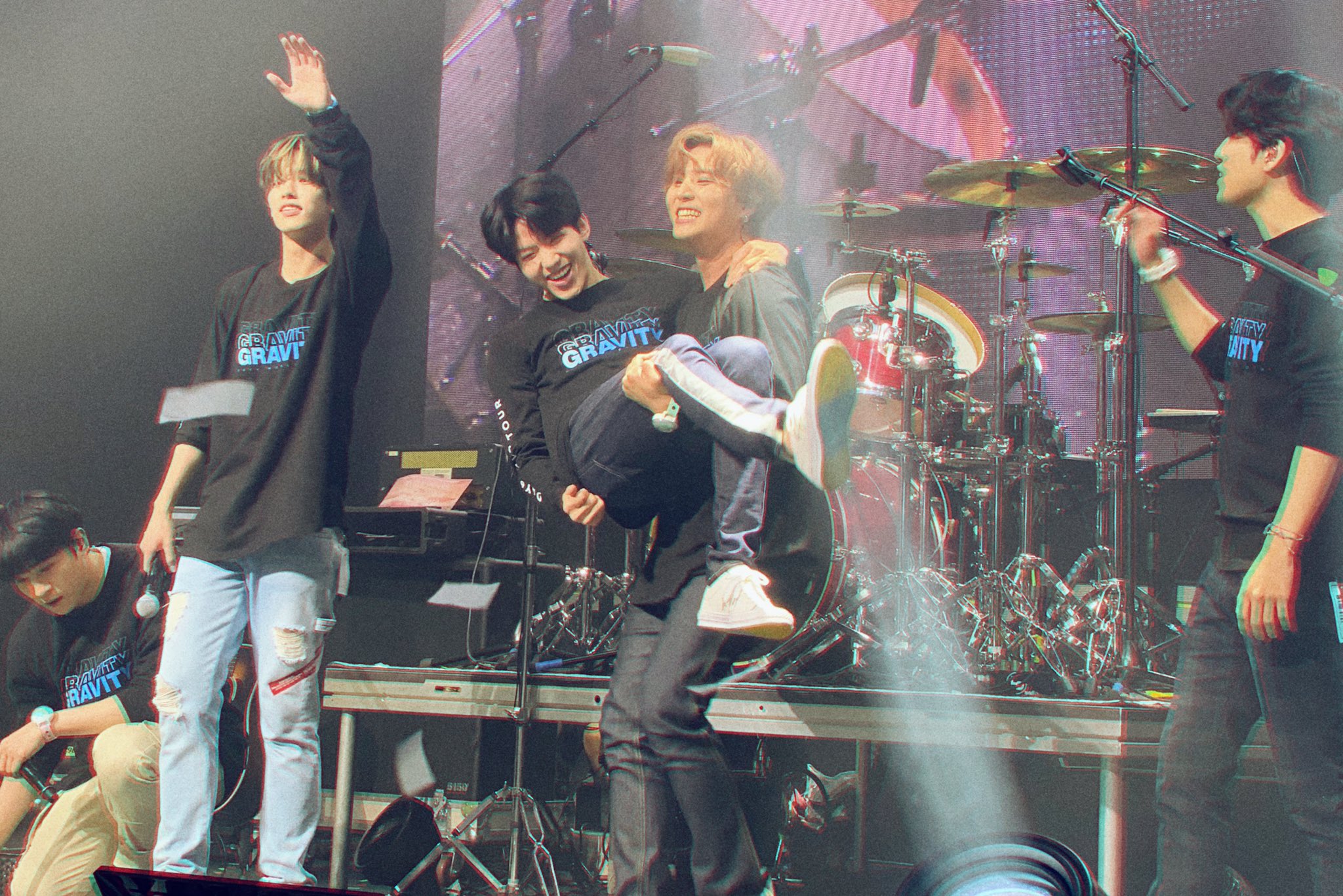 우리애들 너무 막내 사랑단이야... | 인스티즈