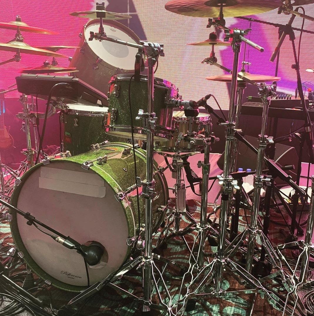 아 차일훈님 내가 데이식스 악기 사진에 쳐도는거 어떻게 아시고 | 인스티즈