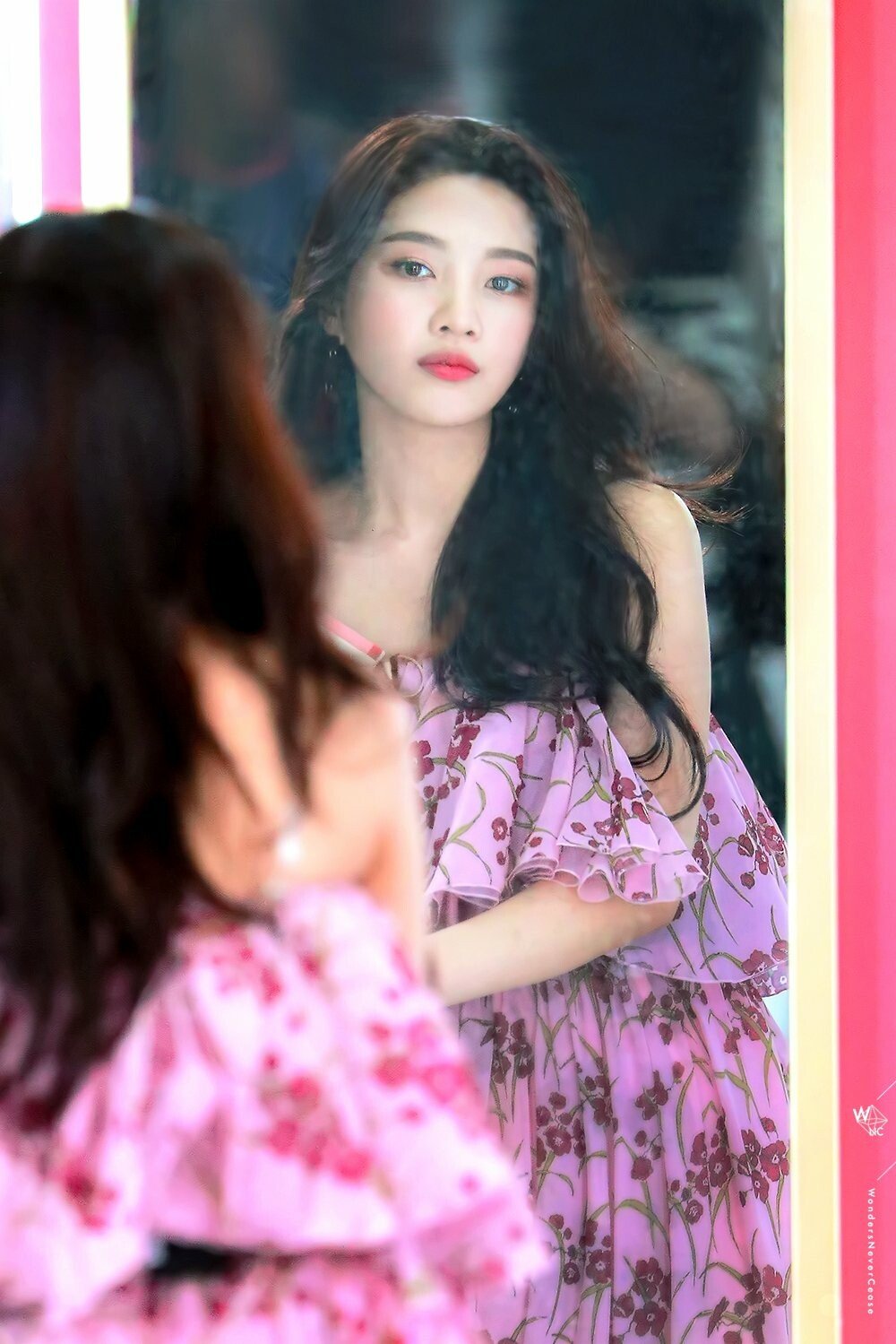 나는 개인적으로 조이 앞머리 없는게 더 예쁘다고 생각하는데 | 인스티즈