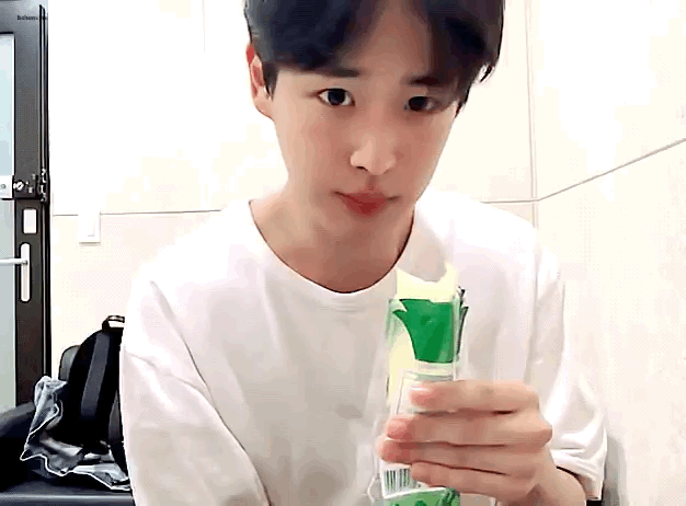 배고파 | 인스티즈