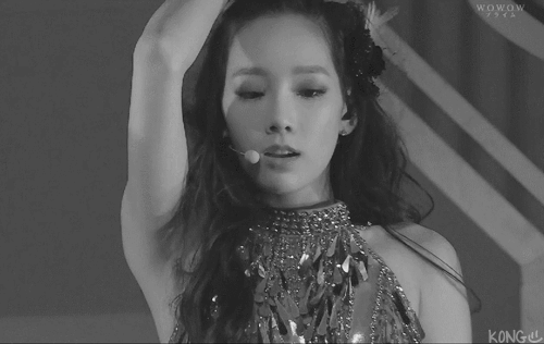잊을 만하면 돌아오는 김태연 소녀시대 모먼트.gif | 인스티즈