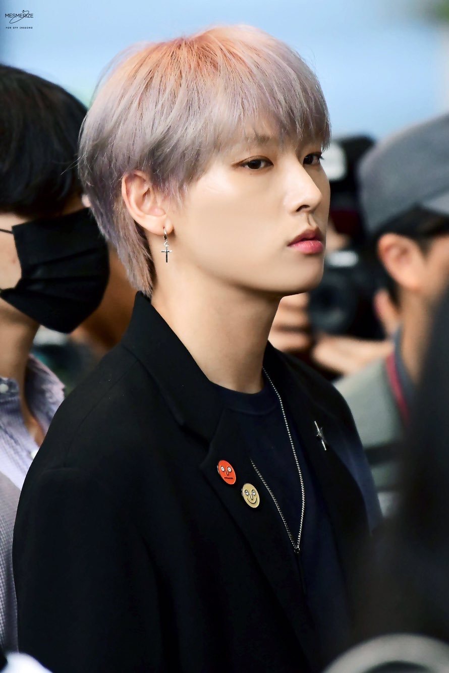 안녕 지나가는 친구들 천년에 한번 볼까말까할 예민한 냉인성 보고갈래요? | 인스티즈