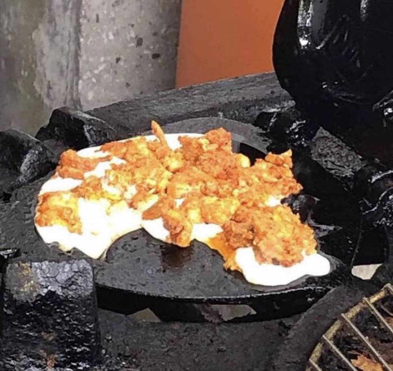 닭갈비빵 먹어본 사람..? | 인스티즈