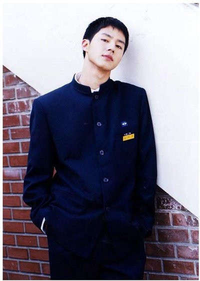 아 발리에서 생긴 일 보는데 조인성님 얼굴 너무 재밌어 | 인스티즈