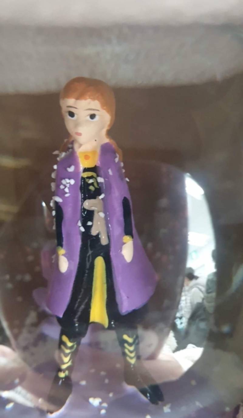 ㅇㄴ 다이소에서파는 겨울왕국 스노우볼이라는뎈ㅋㅋㅋㅋㅋㅋ | 인스티즈