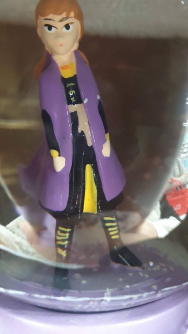 ㅇㄴ 다이소에서파는 겨울왕국 스노우볼이라는뎈ㅋㅋㅋㅋㅋㅋ | 인스티즈