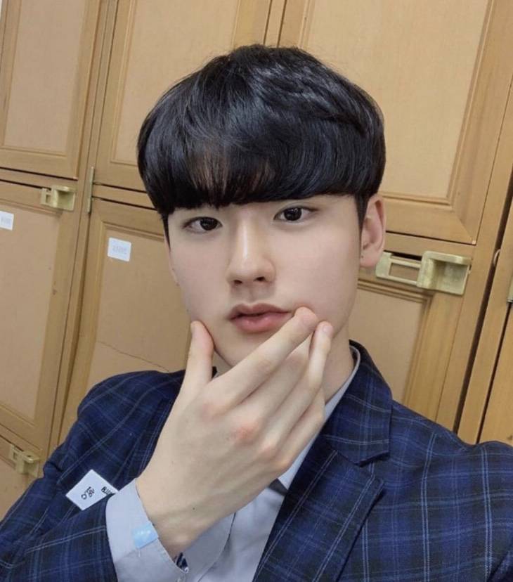 이 사람 이름 아는 사람!! | 인스티즈