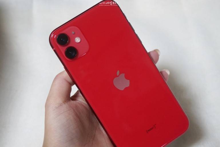 익덜아... 폰케이스 좀 골라줘...제발...못 고르겠어 | 인스티즈