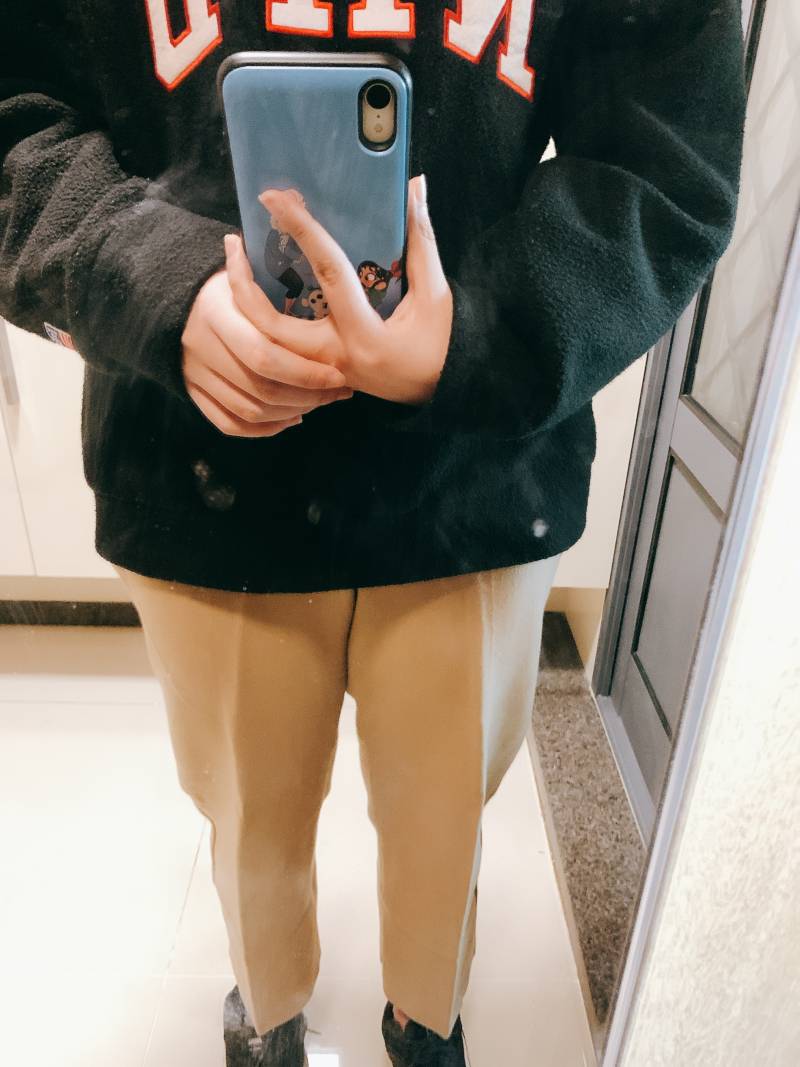 까페 알바 첫출근인데 이렇게 입으면 별로야?40 | 인스티즈