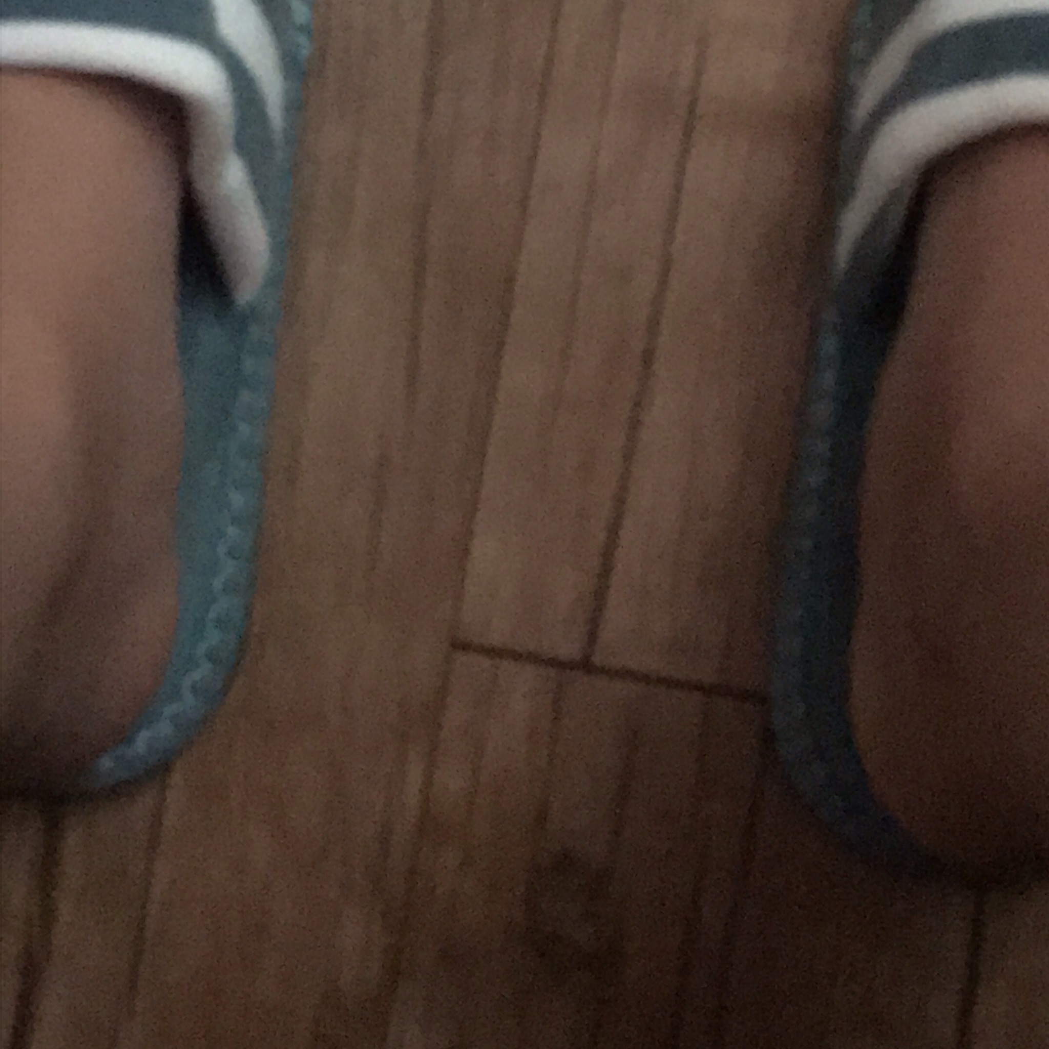 엄마가 거실화 사왔는데 언니 주고 새로 산다 11 그냥 신는다 22 | 인스티즈