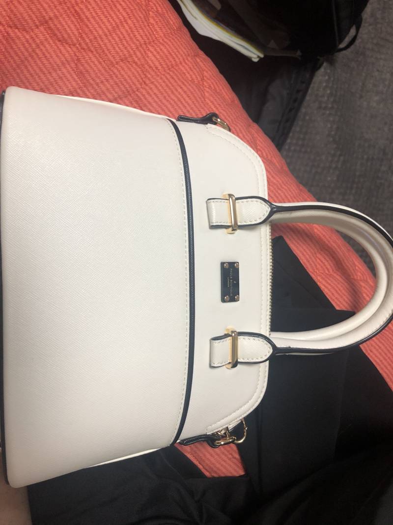 이 가방 몇살 때 들 거 같아? | 인스티즈