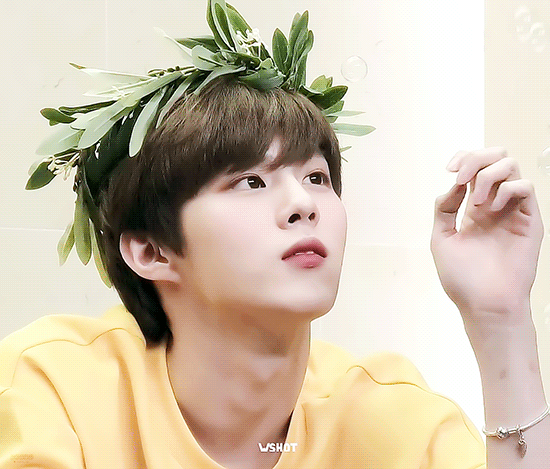 김우석 덕질하는데 내가 이정도로 얼빠였나 성찰중임 | 인스티즈