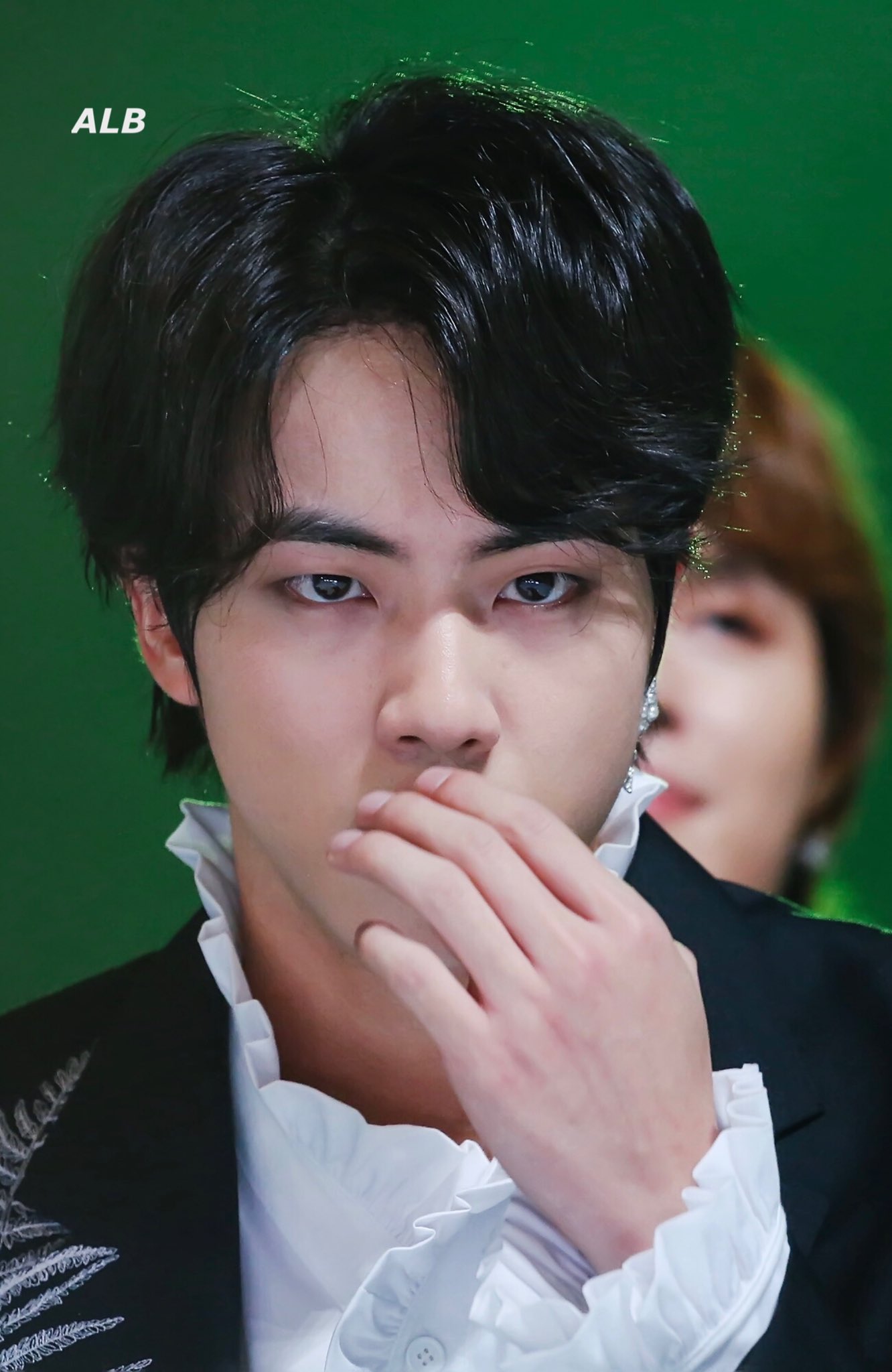 방탄 김석진 어떻게 이렇게 | 인스티즈