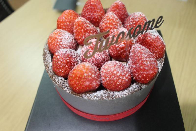 익들아 내 생일케이크 골라조😍 | 인스티즈