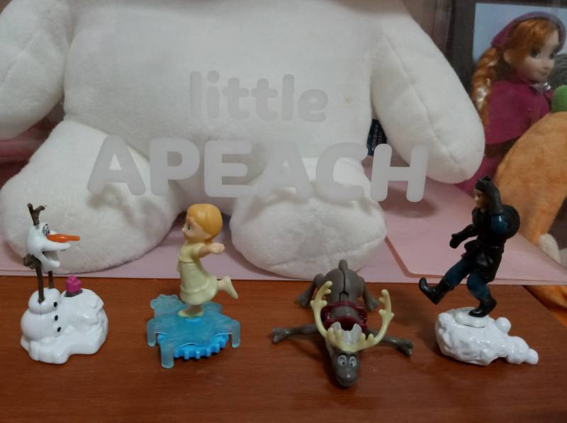 오.. 겨울왕국 킨더조이 4개 샀는데 안겹침 | 인스티즈