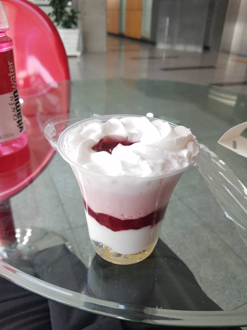 아따달고 맛있네^^ 지에스 이런거 잘만드네 허니딸기파르페 | 인스티즈