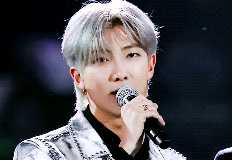 천신 읽는 냠들아 이 사진 완전 은랑이야! | 인스티즈