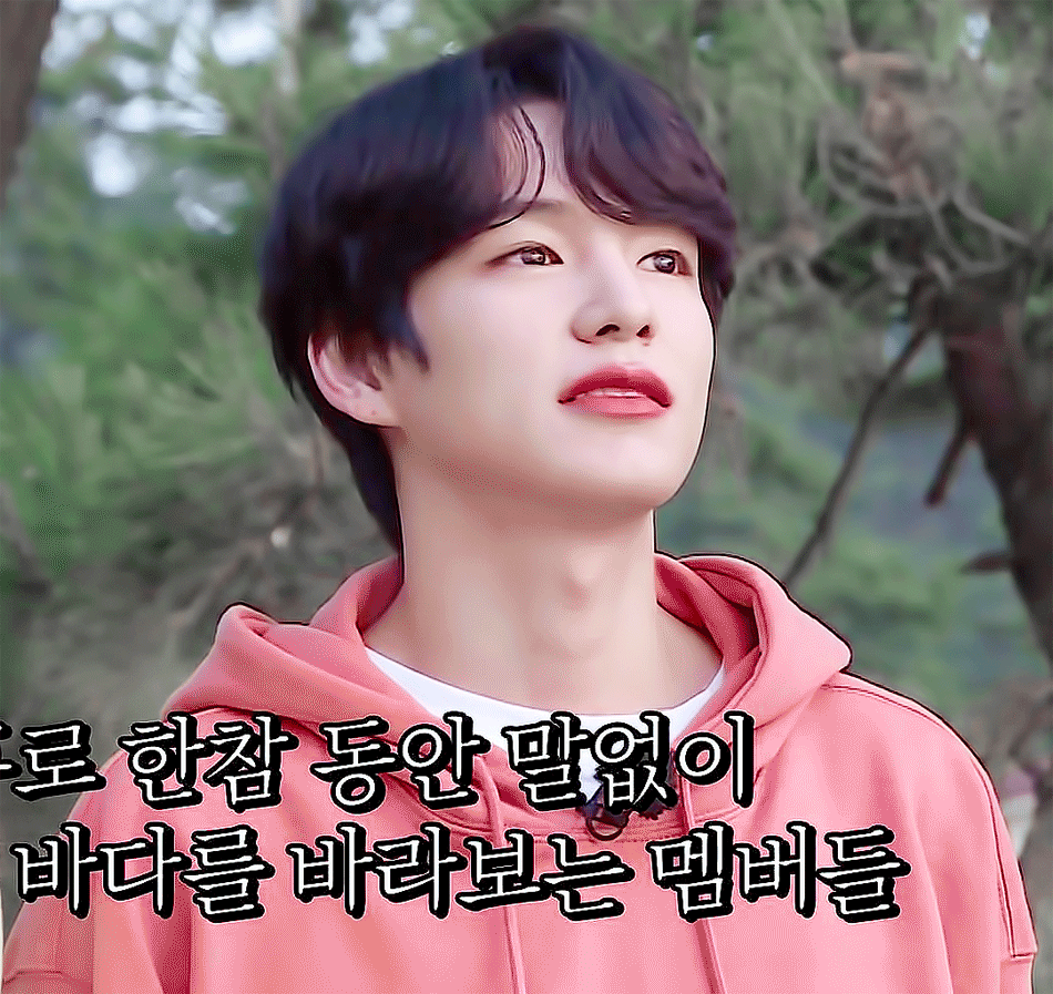 누가 인기글에있는 저 개잘생긴 사람한테 비주얼라인이 아니라는 망언을 했다던데.. | 인스티즈