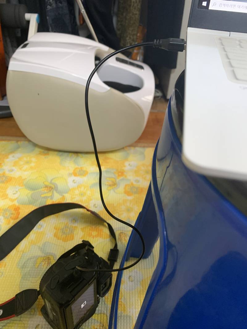 애들아 카메라 이 선을 뭐라고 불러? | 인스티즈