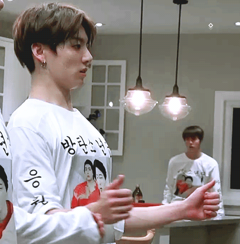 [잡담] 방탄 정국이 진짜 잘먹는데 이런애가 관리할땐 진짜 혹독하게 함.. | 인스티즈