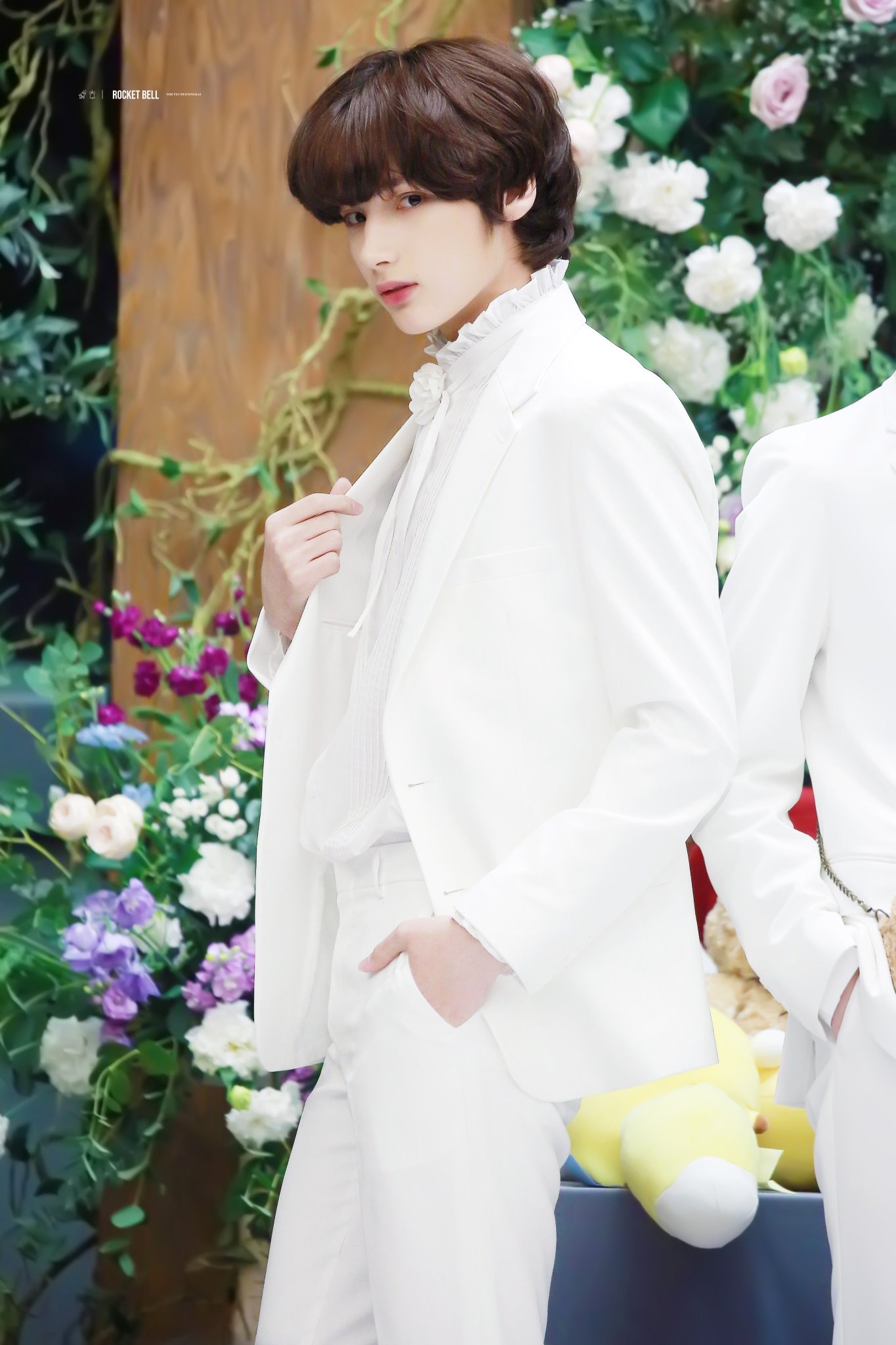 투바투 휴닝카이의 혼혈미+고급짐의 끝판왕은 이날이라고 할수있음 | 인스티즈