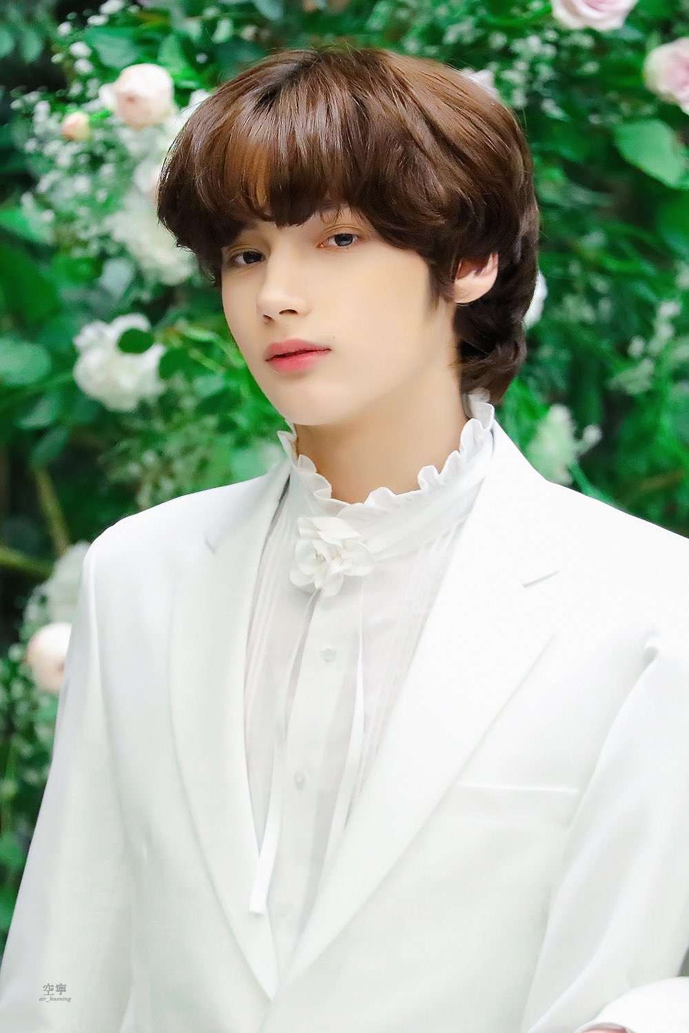 나 아직도 투바투 휴닝카이 이 사진 홈마 사진인거 안믿기잖아 | 인스티즈