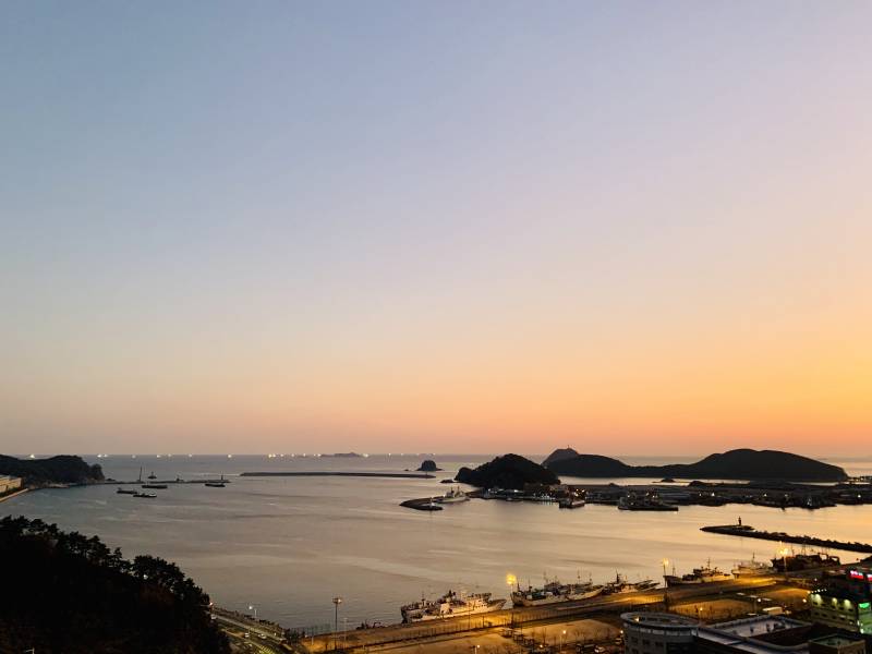 지금 하늘색 짱 이쁘다 | 인스티즈