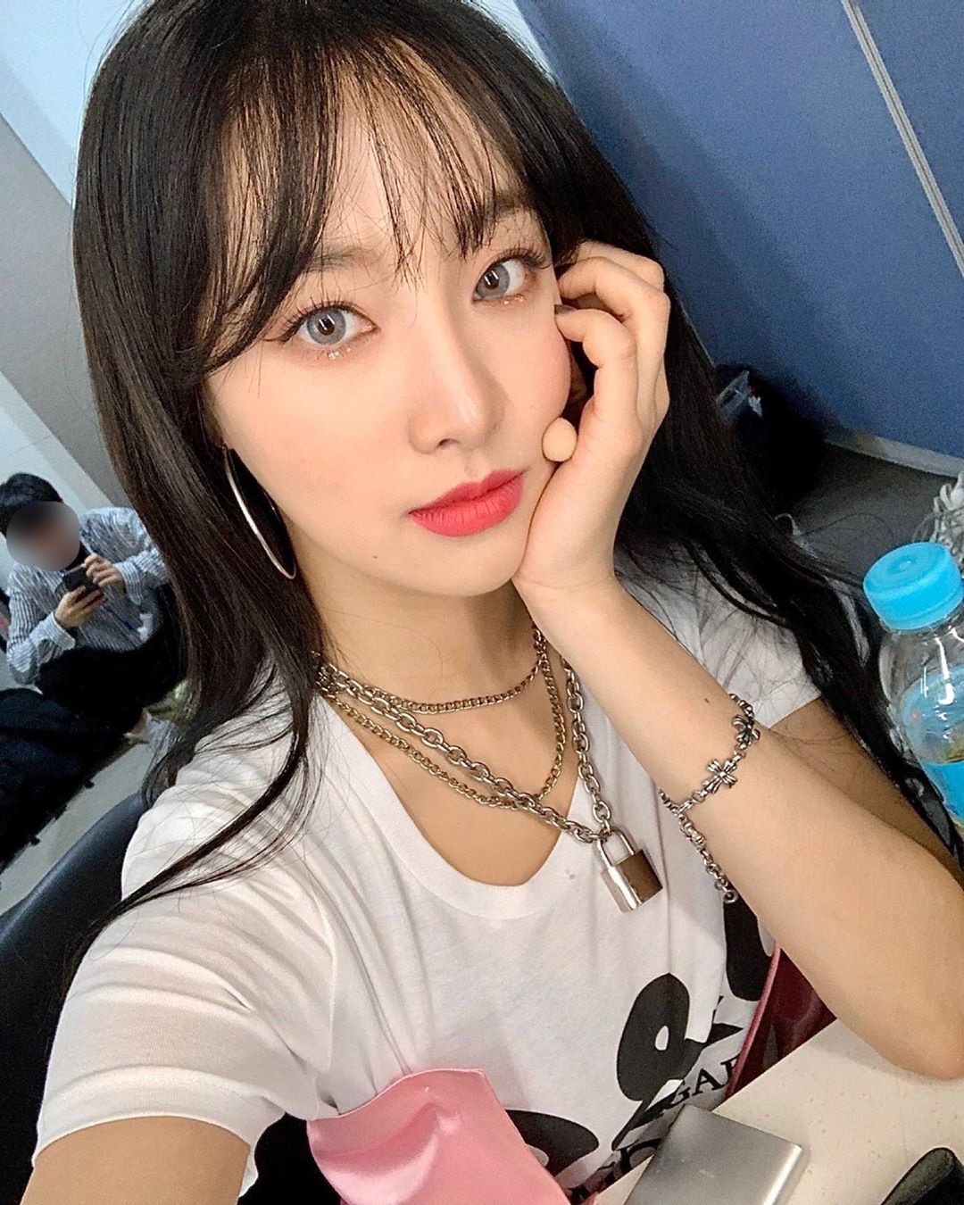 이 언니 누구야 ...? 나 진짜 급해 ㅠㅠ | 인스티즈