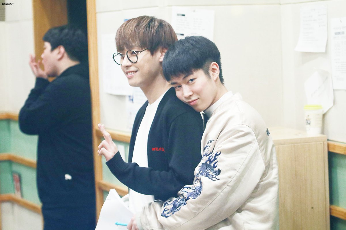 ㄱ 커플셀카는_이렇게.sf9 | 인스티즈