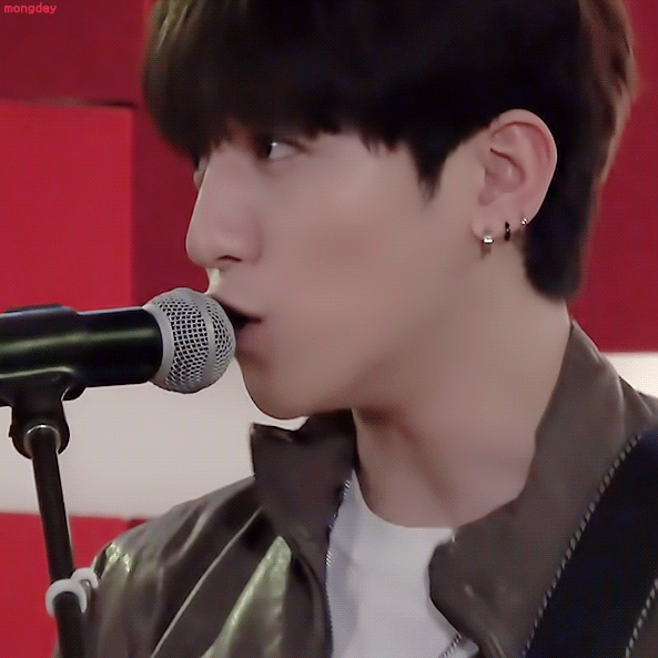 소속사가 너무 단정해 보인다고 피어싱 뚫어보라고 제안한 남돌 | 인스티즈