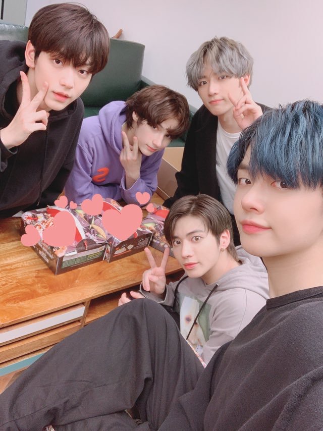 투바투 입덕치킨 사건의 전말 ㅋㅋㅋㅋ | 인스티즈