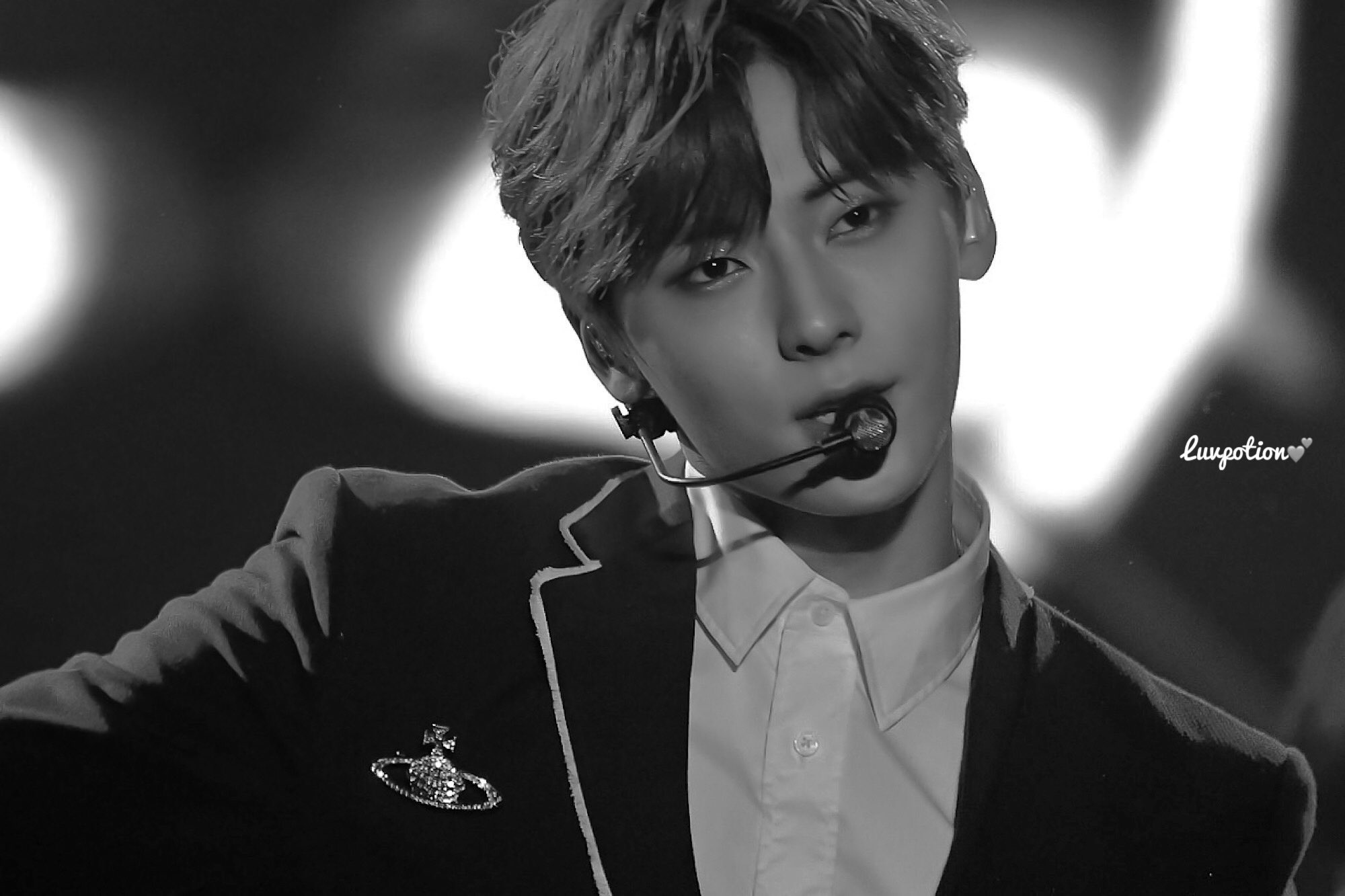 내가 좋아하는 민현이 멸시의 눈빛 | 인스티즈