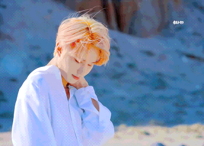 나 진짜 김정우 너무 보고싶어서 돌 거같음 진짜 아 | 인스티즈