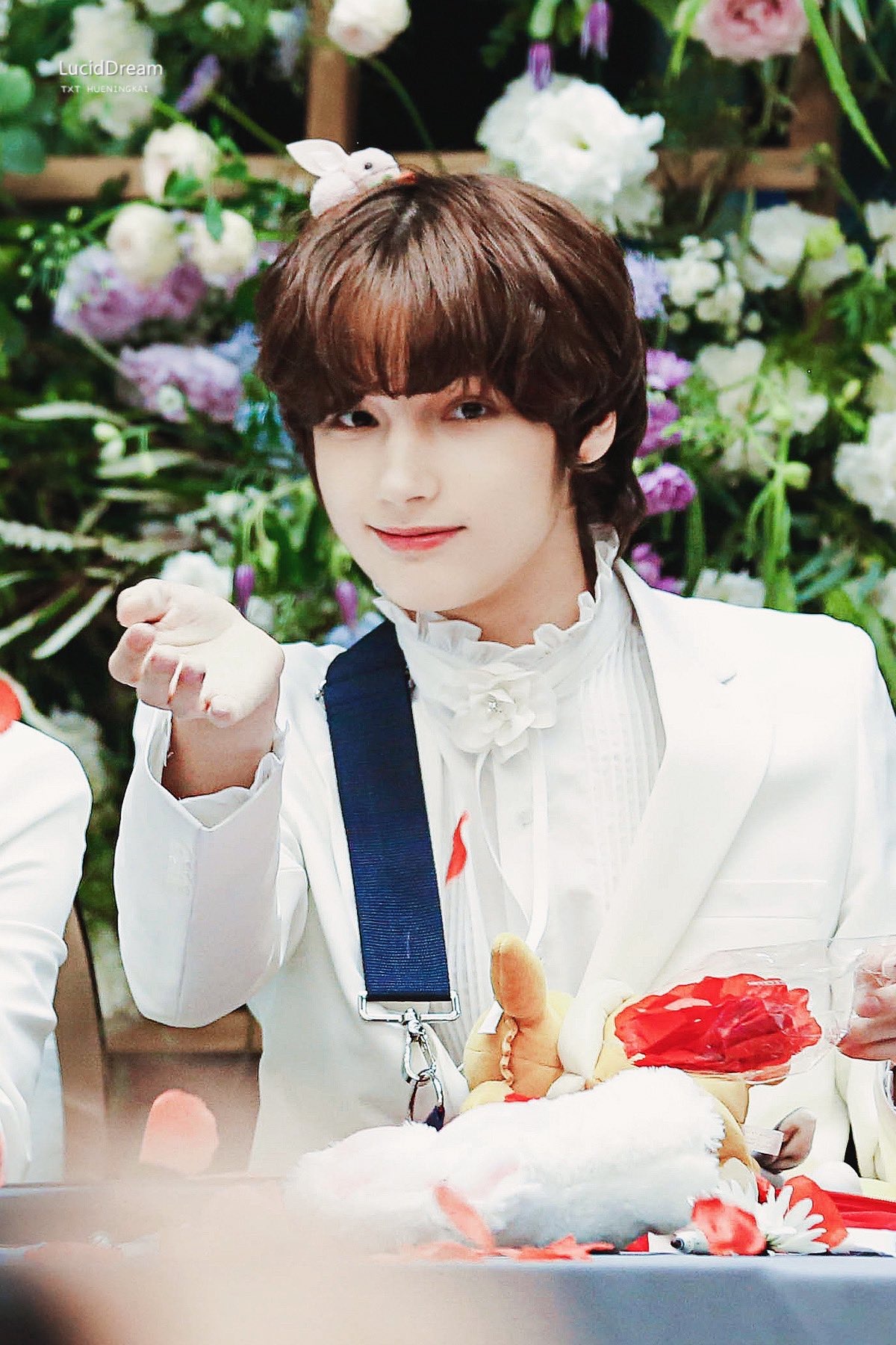 투바투 휴닝카이의 혼혈미+고급짐의 끝판왕은 이날이라고 할수있음 | 인스티즈