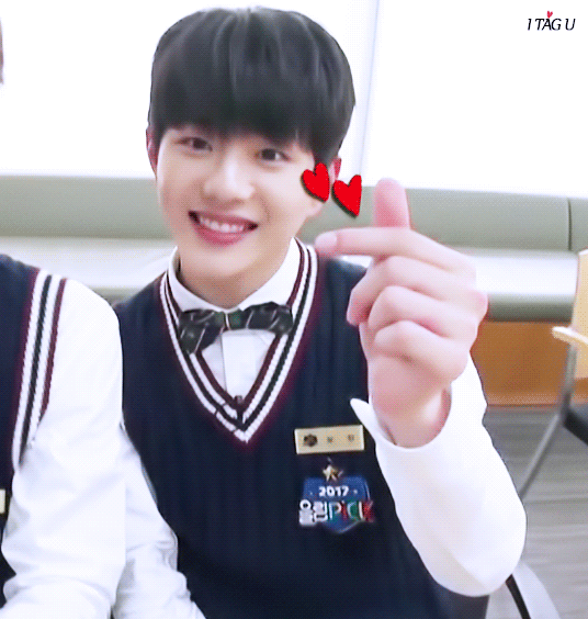 최보민 데뷔초 ㄹㅇㄹㅇㄹㅇ 애기임 | 인스티즈