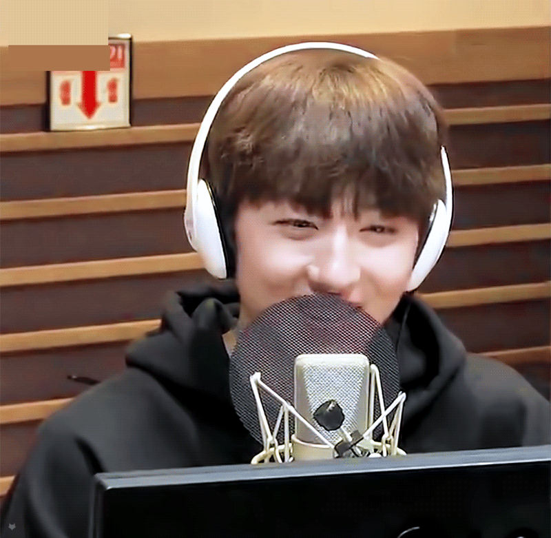 찬희 웃을때 &gt;&lt;이렇게 되는거 너무 좋다,,, | 인스티즈