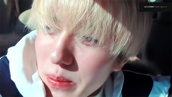 본투비 홍조 너무 짜릿해,,, | 인스티즈