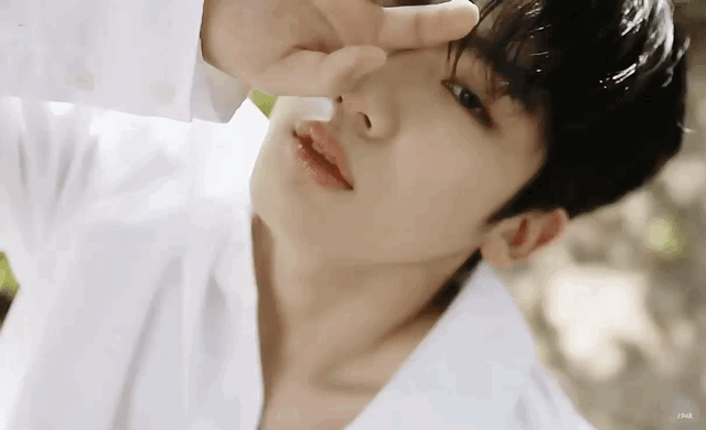 갑자기 김요한 너무 보고싶은데 | 인스티즈