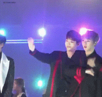 저 송민호 블핑 사진 찍어준 거 ㄹㅇ 웃긴게 | 인스티즈