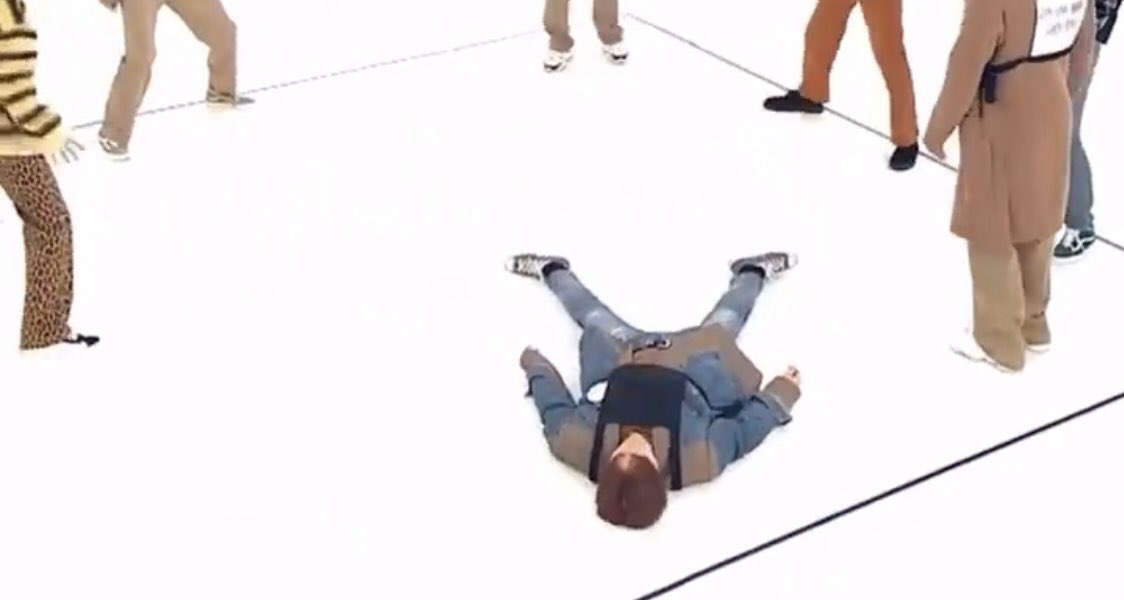 아육대에서 팬들한테 술 마시지말고 집가서 자라고 하는 남돌ㅋㅋㅋㅋㅋ | 인스티즈