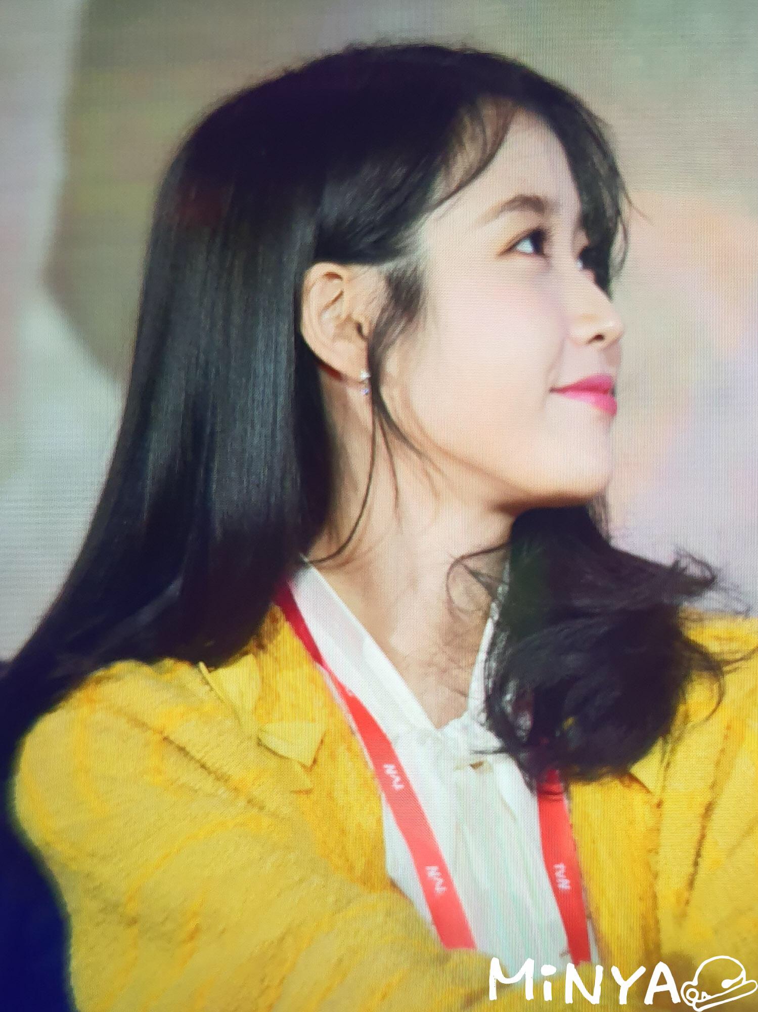 아이유 오늘자 프리뷰 | 인스티즈