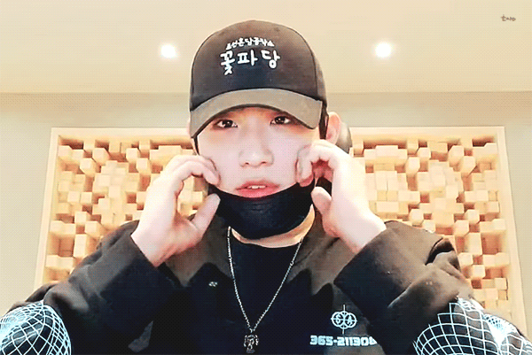 박우진 살 쪘다고 쪼잘대는데 | 인스티즈