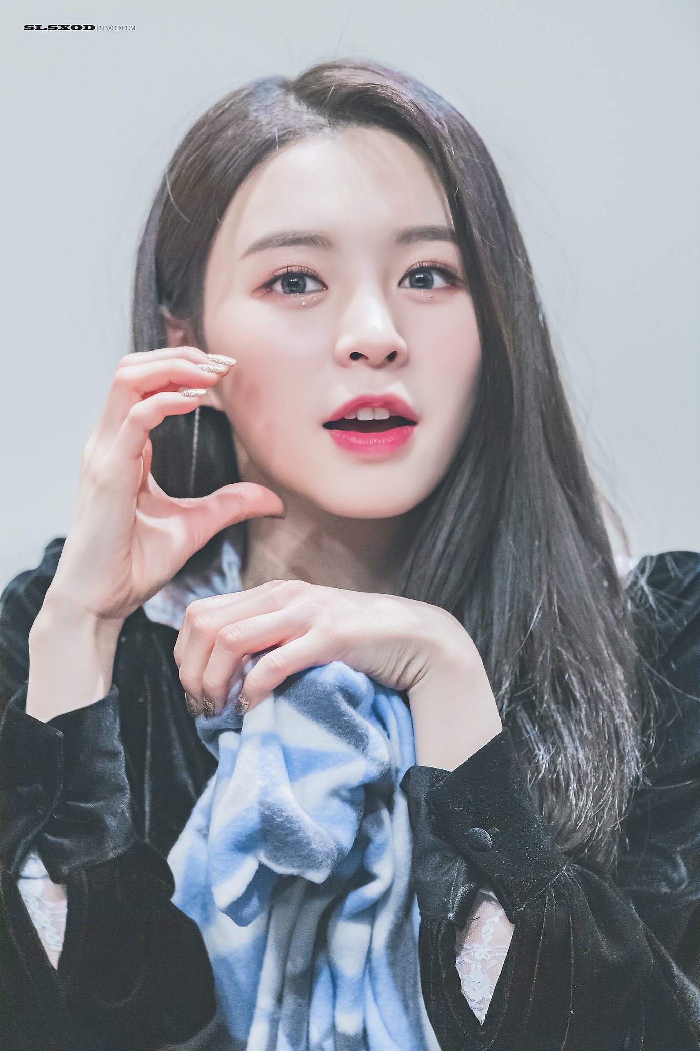 이분 보정 뭔가 디즈니 필터 씌어놓은 것 같아 | 인스티즈