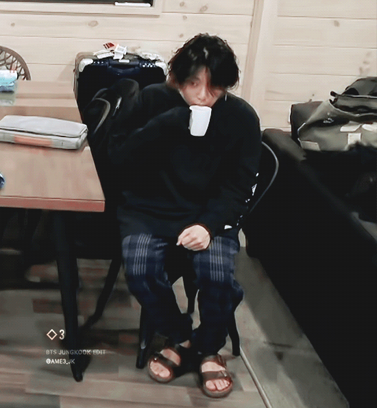 좀비나 스릴러나 뭔 차이가 있는지 모르겠지만 성화에 못 이겨 [좀비랜드] 상영 합니다 넷챠 비넷챠 끼세요 | 인스티즈