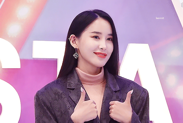 근데 진짜 내 본진 턱 무슨 조각같아 | 인스티즈