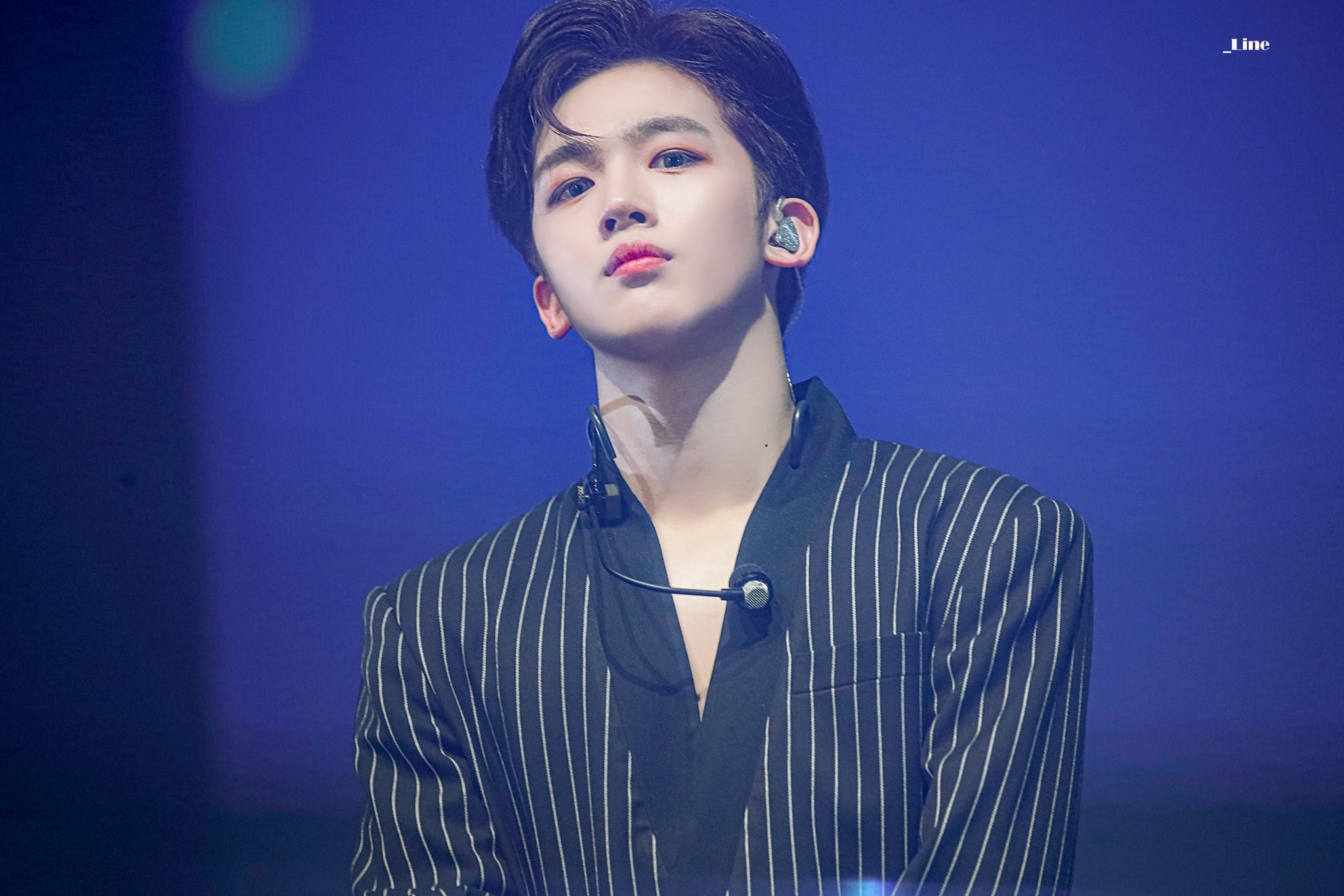 김요한 갓반인 때도 너무 잘생겨서 갓반인이라고 생각 못했는데(=파워아이돌상이라고 생각했음) | 인스티즈